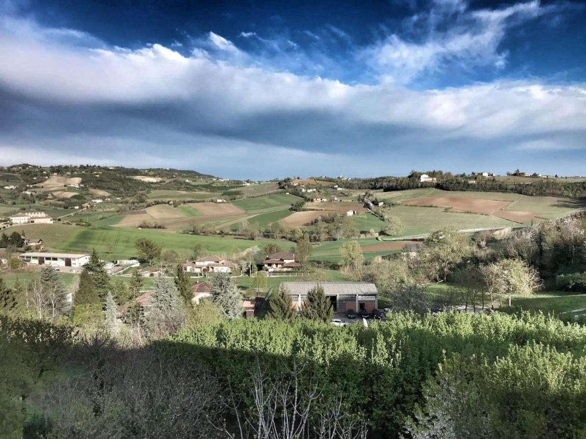 Dalle Sorelle Villa Moncalvo Buitenkant foto